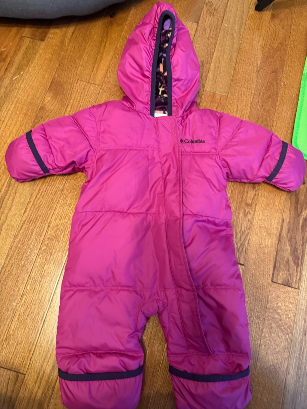 Columbia Snuggly Bunny Bunting Infant Pink Hooded Snowsuit 3-6 months